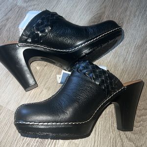 Sofft leather heel mule